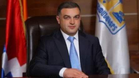 Ստեփանակերտի քաղաքապետը հորդորել է քաղաքացիների կողքին լինել ոչ միայն կոչերով