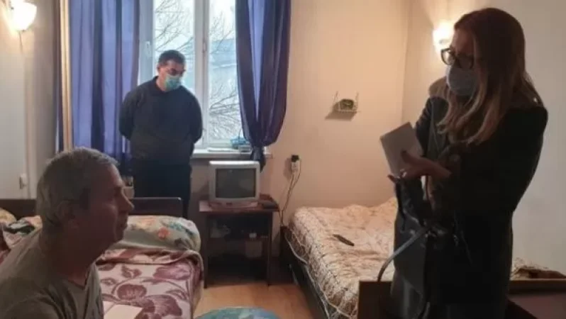 Մանե Թանդիլյանն այցելել է Ստեփանակերտից Նորքի տուն-ինտերնատ տեղափոխված տարեցներին