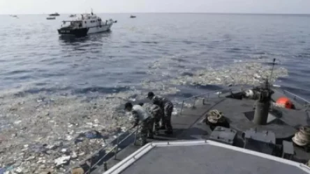 Փրկարարները հայտնաբերել են Ինդոնեզիայում կործանված Boeing-ի բեկորները եւ ուղևորների մարմինների մասեր