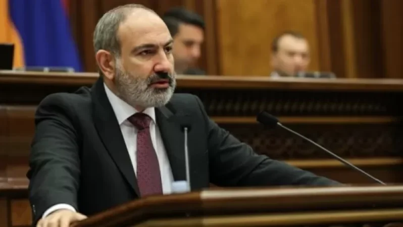 Փաշինյանն այս պահին ԱԺ-ում հանդիպում է «Քաղաքացիական պայմանագիր» խմբակցության պատգամավորների հետ