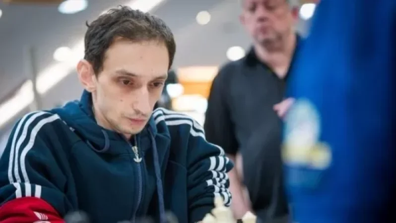 Ռոբերտ Հովհաննիսյանը պարտության մատնեց ադրբեջանցուն