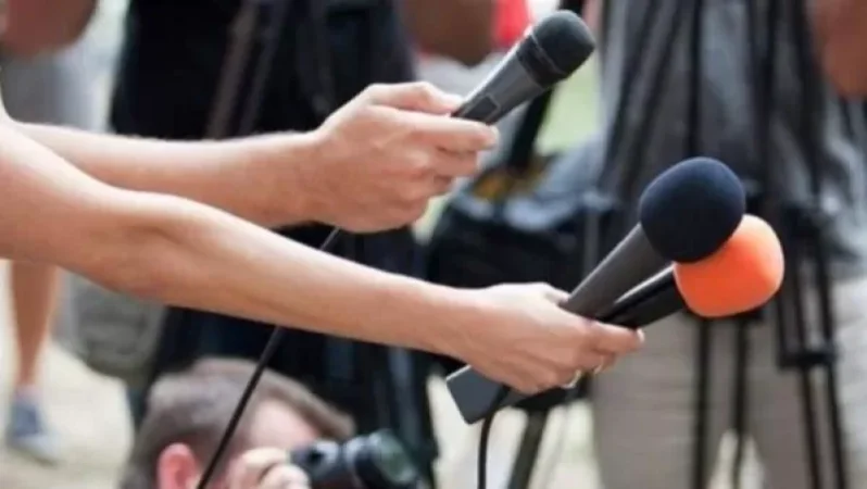 Կարևոր խնդիրներ թողած՝ իշխանությունն ընկել է լրատվամիջոցների դեմ. «Ժողովուրդ»