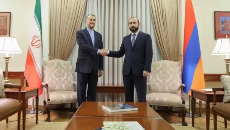 Տեղի է ունենում Հայաստանի և Իրանի ԱԳ նախարարների առանձնազրույցը