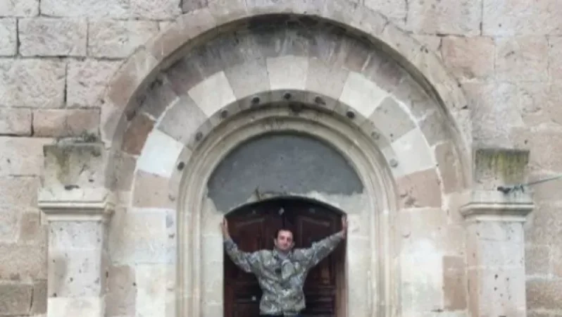 Լուսանկարներ․ Եկեղեցու մուտքի արձանագրությունը ադրբեջանցիները պատել են ցեմենտով