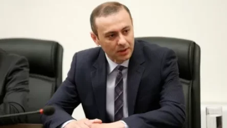 Մենք ելակով չենք զինել բանակը․ ԱԽ քարտուղար. «Հրապարակ»