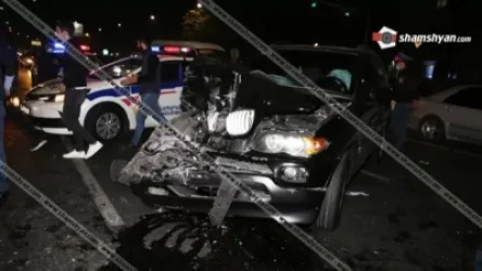 Խոշոր ավտովթար է տեղի ունեցել  Երևանում. կա 9 վիրավոր