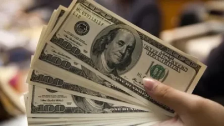 «Թալանն էլ ո՞նց է լինում». դոլարի առքի ու վաճառքի տարբերության մասին` ՀՀ-ում և Վրաստանում