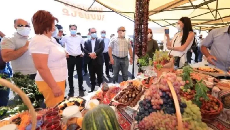 Արարատի մարզում մեծ շուքով նշվել է «Բերքի տոնը»․ մարզպետ Գարիկ Սարգսյան