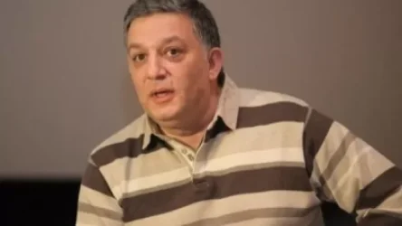 Փաշինյանը շռայլորեն աստղեր ու հերոսի կոչումներ բաժանեց. ոմանց` արժանի, ոմանց` լռելու համար