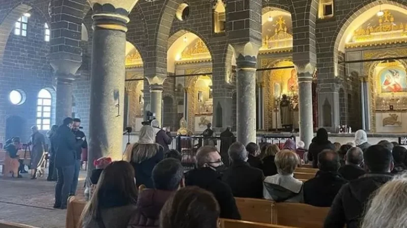 Դիարբեքիրի Սուրբ Կիրակոս եկեղեցում Սուրբծննդյան պատարագ է մատուցվել 8 տարվա դադարից հետո