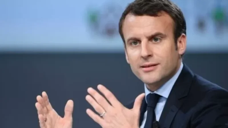 ԼՈՒՍԱՆԿԱՐ․ Մակրոնը դատարան է դիմել` Հիտլերի տեսքով իրեն պատկերելու համար