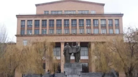 ԵՊՀ դեկանները պահանջում են ԱԺ-ից անհապաղ հետ կանչել «Բարձրագույն կրթության և գիտության մասին» օրենքի նախագիծը