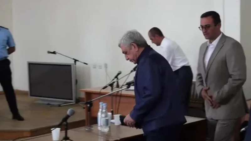 Դատախազությունը պահանջում է Սերժ Սարգսյանից բռնագանձել մոտ կես միլիարդ դրամ