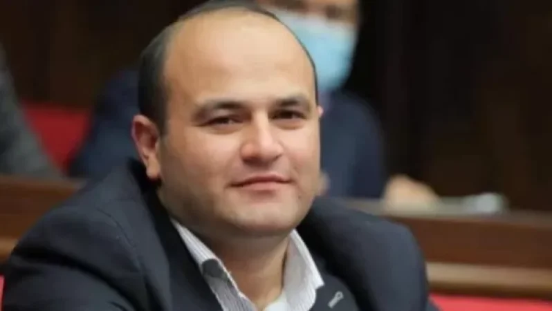 «Իմ քայլը» խմբակցության պատգամավոր Նարեկ Մկրտչյանը հրաժարականի դիմում է ներկայացրել