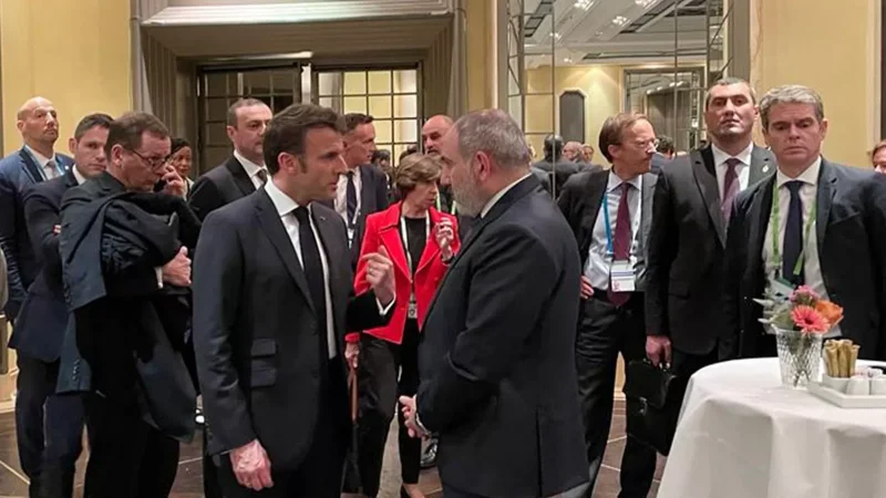 Մյունխենում Փաշինյանն ու Մակրոնը կարճ հանդիպում են ունեցել