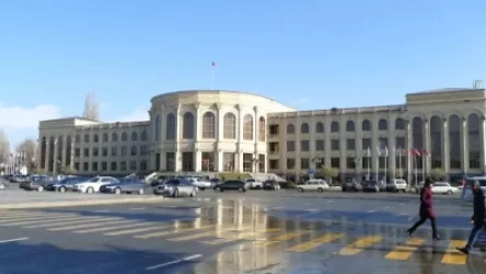 Նորանշանակ Գյումրու քաղաքապետի ԺՊ-ն աշխատակիցներին ազատում է աշխատանքից