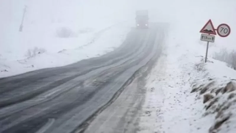 Ձյան պատճառով դժվարանցանելի է Սիսիան-Գորիս-Բերձոր միջպետական ավտոճանապարհը․ ԱՀ ԱԻՊԾ