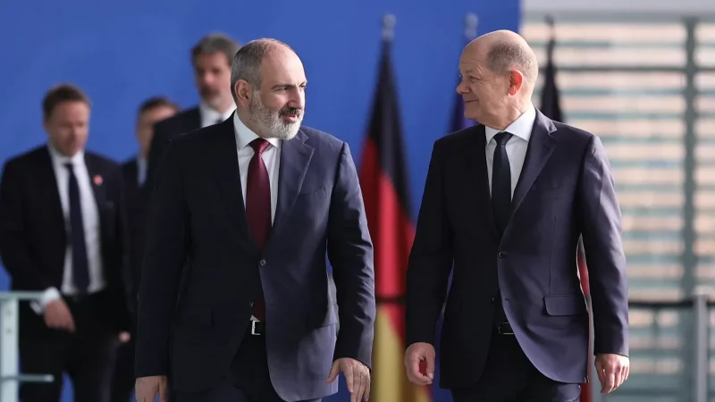 Հայաստանի և Ադրբեջանի տարածքային ամբողջականության, ինչպես նաև ԼՂ քաղաքացիների ինքնորոշման սկզբունքները հավասարազոր են․ Շոլց