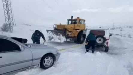 Փրկարարներն արգելափակումից դուրս են բերել 8 ավտոմեքենա