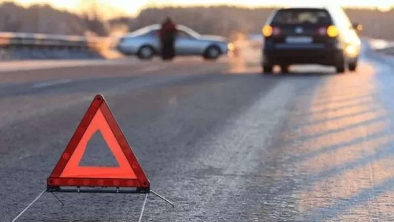 Երևանի թիվ 20 պոլիկլինիկայի մոտ ավտոմեքենաներ են բախվել. վարորդներից մեկի վիճակը ծանր է