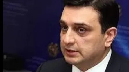 «2 օր լուռ հետևում եմ, թե ինչ են քննարկում». Արմեն Մուրադյան