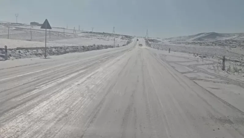 Գյումրի-Արմավիր ճանապարհի հայելին․ ահազանգ