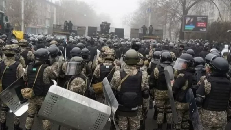 Զինվորականները լքել են Ալմաթիի Հանրապետության հրապարակը