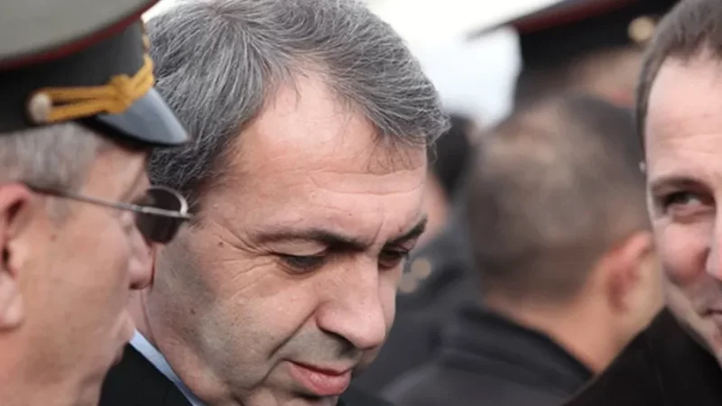 ՊՆ նախկին փոխնախարար Ալիկ Միրզաբեկյանը Հակակոռուպցիոն դատարան չի ներկայացել. «Ժողովուրդ»