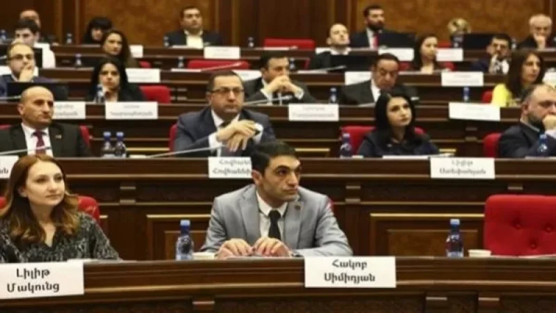 «Իմ քայլը» խմբակցությունը նիստ է անցկացնում