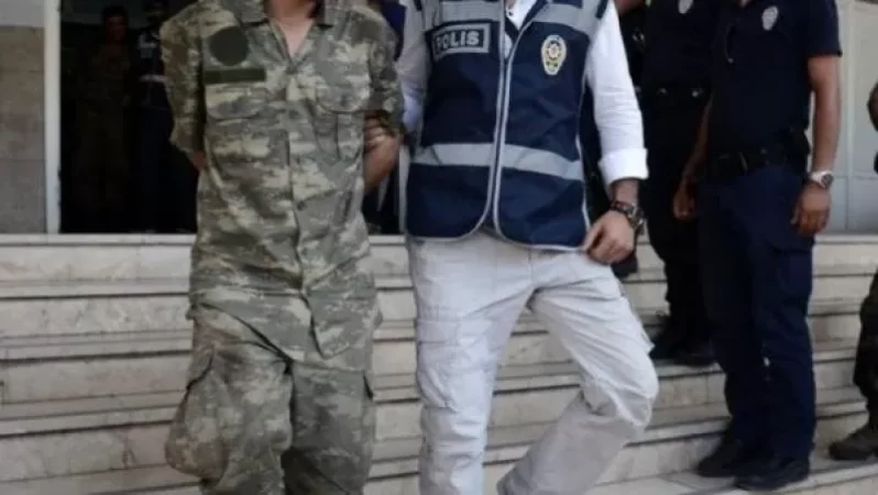 Թուրքիայի 50 նահանգում կալանավորել է միանգամից 304 զինվորական