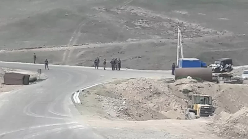 Ադրբեջանը հասկանում է միայն ուժի լեզուն. Ֆրանսիացի սենատորը՝ Տեղ գյուղում