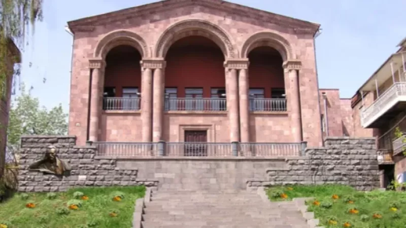 Երեխան զանգահարել է և ասել, որ Թումանյանի տուն-թանգարանում ռումբ կա