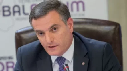 Այսպես շարունակել չի լինի, սրանք ոչ միայն կթրքացնեն, կզրկեն մեզ պետությունից, այլ նաև կստրկացնեն բոլոր բարքերը․ Արտակ Զաքարյան