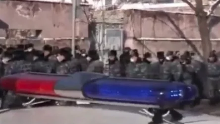 Ոստիկանությունը մեծ թվով ուժեր է կենտրոնացրել ԱԺ-ի մոտ