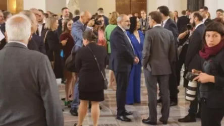 ԼՈՒՍԱՆԿԱՐՆԵՐ․ Մակրոնը Պրահայում միացել է Փաշինյանին, Էրդողանին, Ալիևին