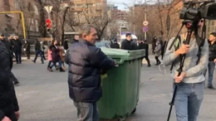 Փաշինյանի հրաժարականի պահանջով փակվել է Բաղրամյան պողոտան