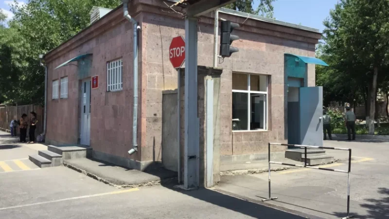 ՊՆ-ն՝ զինվորական հոսպիտալի բժիշկների անձնագրերը հավաքելու վերաբերյալ հրապարակման մասին