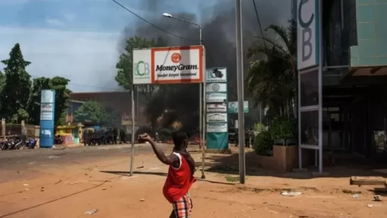Առնվազն 50 մարդ է զոհվել Բուրկինա Ֆասոյում տեղի ունեցած ահաբեկչության հետևանքով