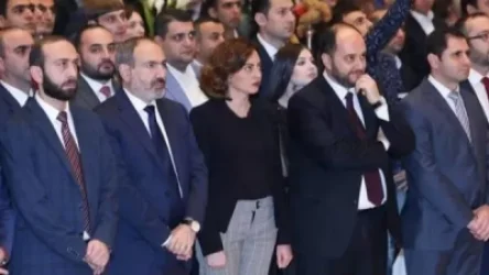 «Իրատես». Իշխանության բևեռների պայքարը թեժանում է, իշխանությունն ինքն իրեն արդեն խժռում է