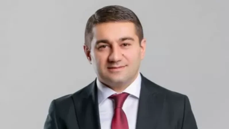 «Մարդկանց ամեն մի քայլը վերահսկվելու է». Նաիրի Սարգսյանը` անկանխիկի գործառնությունների վերաբերյալ օրենքի մասին