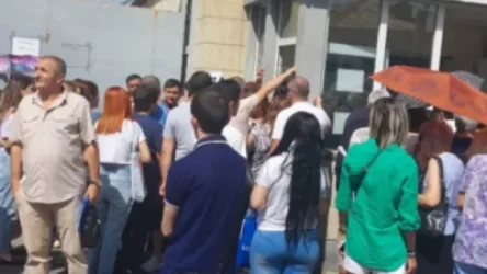 «Ընկերներ ջան, տեղյա՞կ եք անձնագրային բաժինների հետ ինչ է կատարվում»․ քաղաքացիներն ահազանգում են