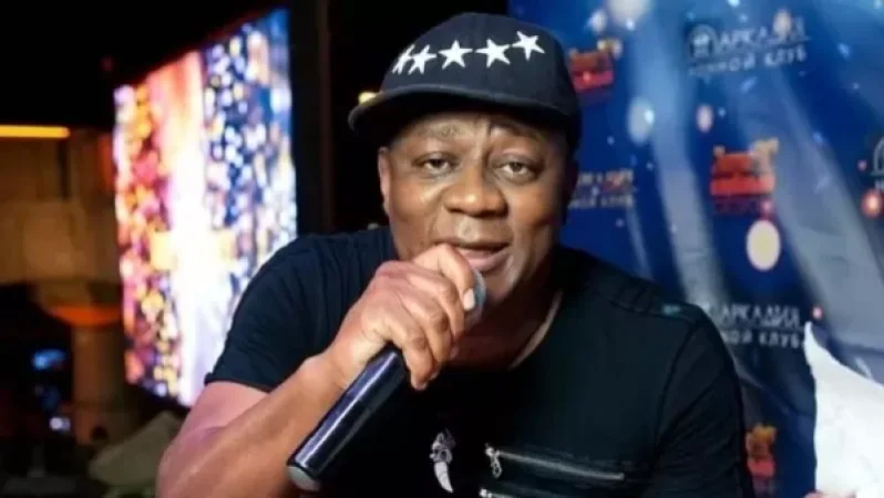 Առաջ է քաշվել սպանության վարկածը. երգչի հուղարկավորությունը հետաձգվել է