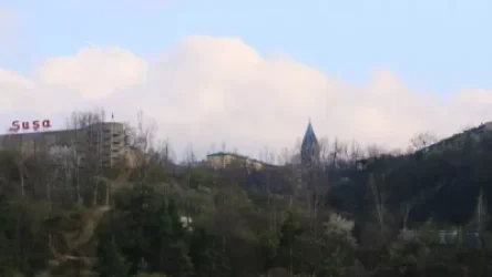 Մայիսի 9 -ին ընդառաջ, թուրքը հանեց ՍԲ Ղազանչեցոց Ամենափրկիչ եկեղեցու գմբեթները