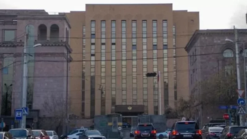 Թռիչքների վերսկսման հարցի լուծումը մատուցվում է բացառապես քաղաքական հարթության մեջ. ՀՀ-ում ՌԴ դեսպանություն