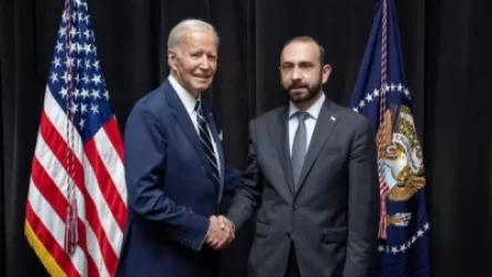 Արարատ Միրզոյանն ու Ջո Բայդենը կարճ զրույց են ունեցել