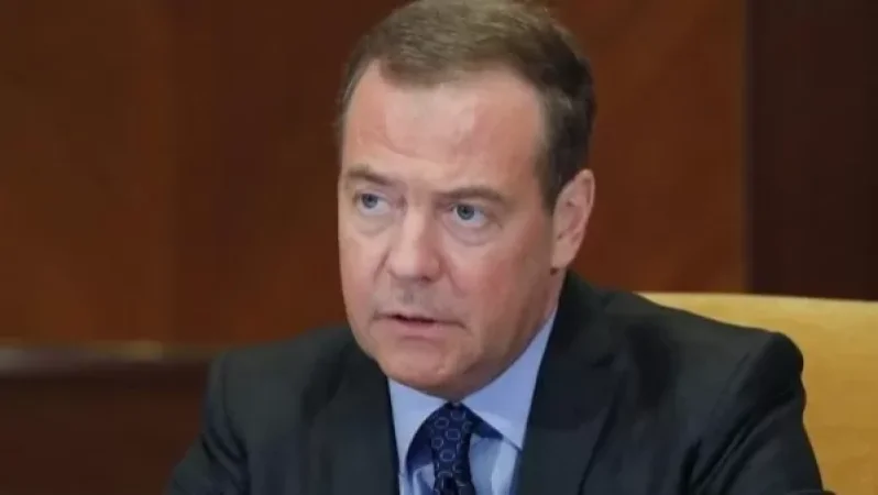 Ռուսաստանն իրավունք ունի անհրաժեշտության դեպքում միջուկային զենք կիրառել․ Մեդվեդևը կոշտ է պատասխանել