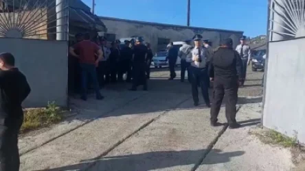 ՏԵՍԱՆՅՈՒԹ. Այրում-Բագրատաշեն ճանապարհին մեծ թվով ոստիկանական ուժեր են կենտրոնացված