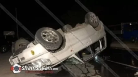 Արագածոտնի մարզում 22-ամյա վարորդը Mitsubishi-ով բախվել է հողաթմբին և գլխիվայր շրջվել. կա 1 զոհ, 1 վիրավոր