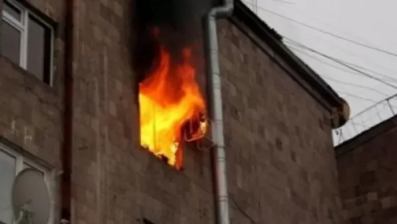 Խոշոր հրդեհ Էջմիածնում. 11 քաղաքացի տարհանվել է