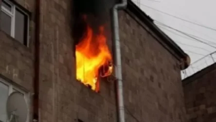 Խոշոր հրդեհ Էջմիածնում. 11 քաղաքացի տարհանվել է